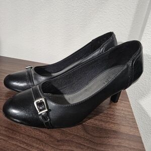 Black Heels with Buckle